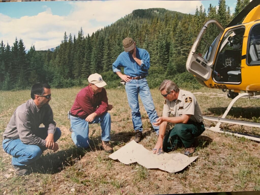 Kevin Van Tighem on the left, Dave Smith on the right, not sure who the other two are.
Jasper National Park (fire planning) about 2002.
Photo credit: Kevn Van Tioghem